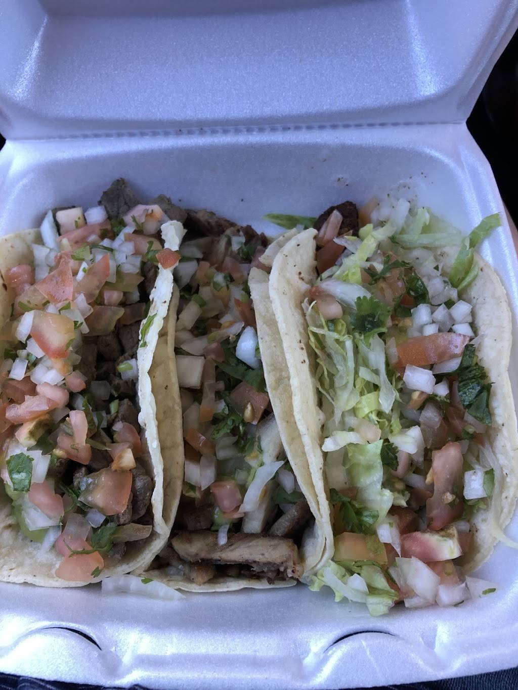 Robertos Taco Shop | restaurant | 3400 S Hualapai Way, Las Vegas, NV 89117, USA | 7022333365 OR +1 702-233-3365