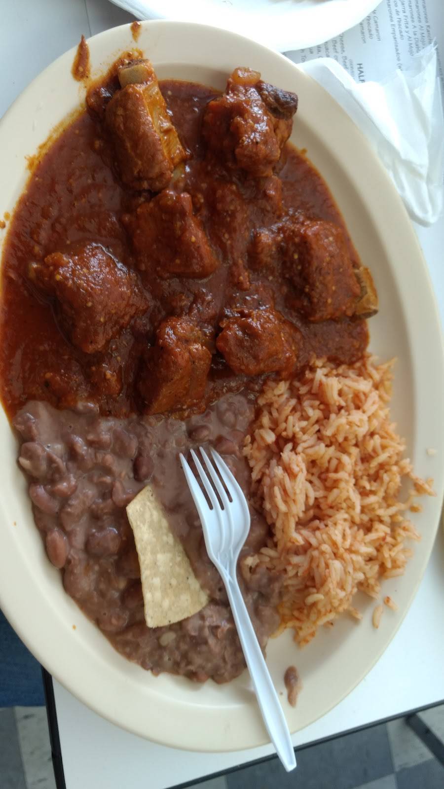 Tapia Mexican Food | restaurant | 201 East Beverly Boulevard G, Montebello, CA 90640, USA | 3237240945 OR +1 323-724-0945