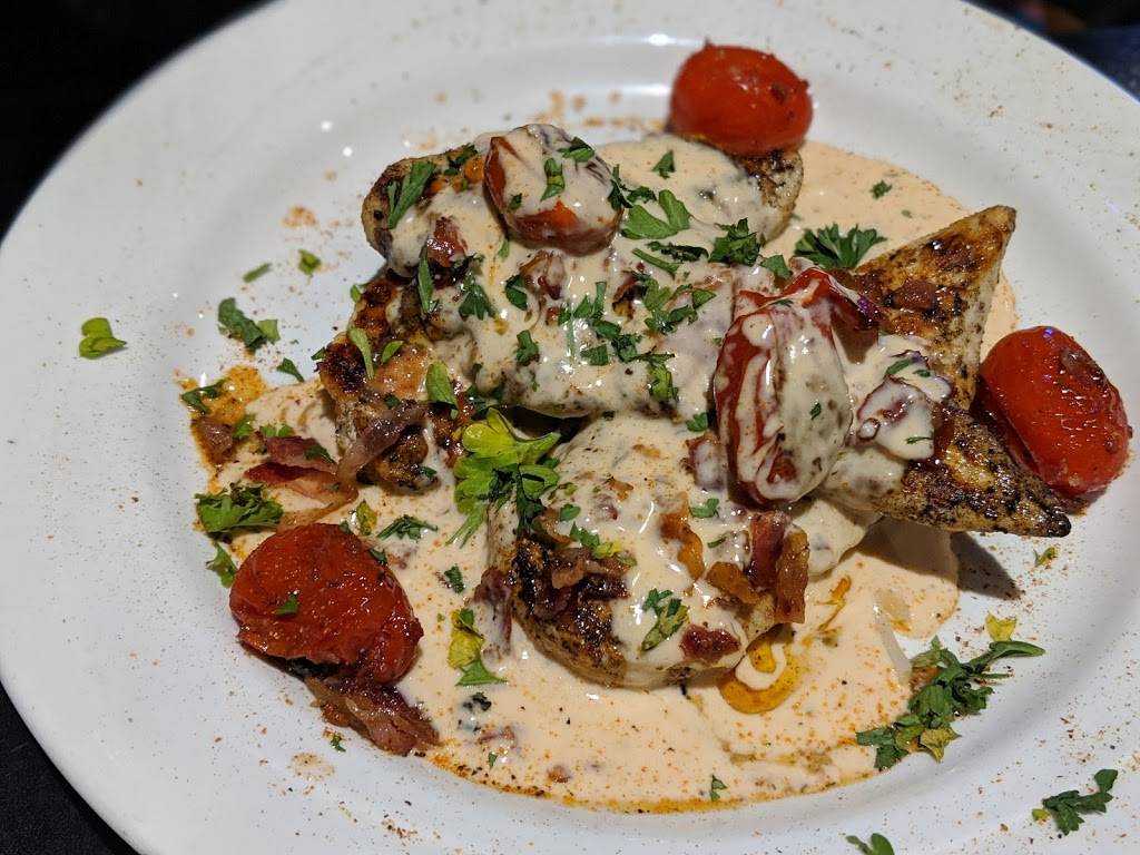 Mojos Pub -n- Grill | restaurant | 6292 Mahoning Ave, Austintown, OH 44515, USA | 3307936656 OR +1 330-793-6656