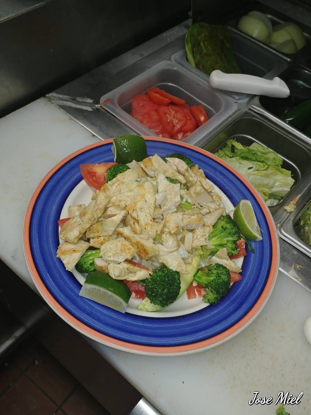 La Flor De Santa Ines | restaurant | 731 Church Ave, Brooklyn, NY 11218, USA | 7188544854 OR +1 718-854-4854