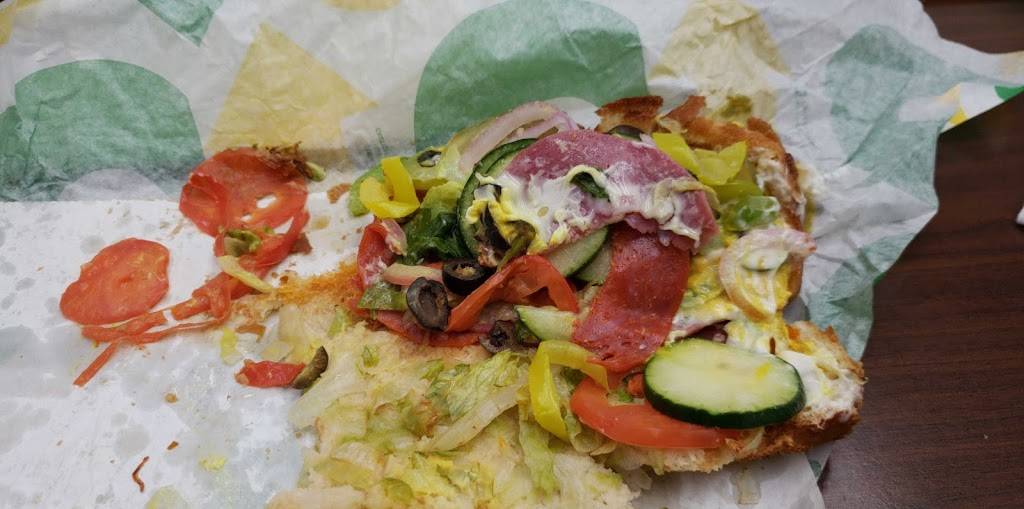 Subway Restaurants | restaurant | 3476 Whittier Blvd #110, Los Angeles, CA 90023, USA | 3232651311 OR +1 323-265-1311