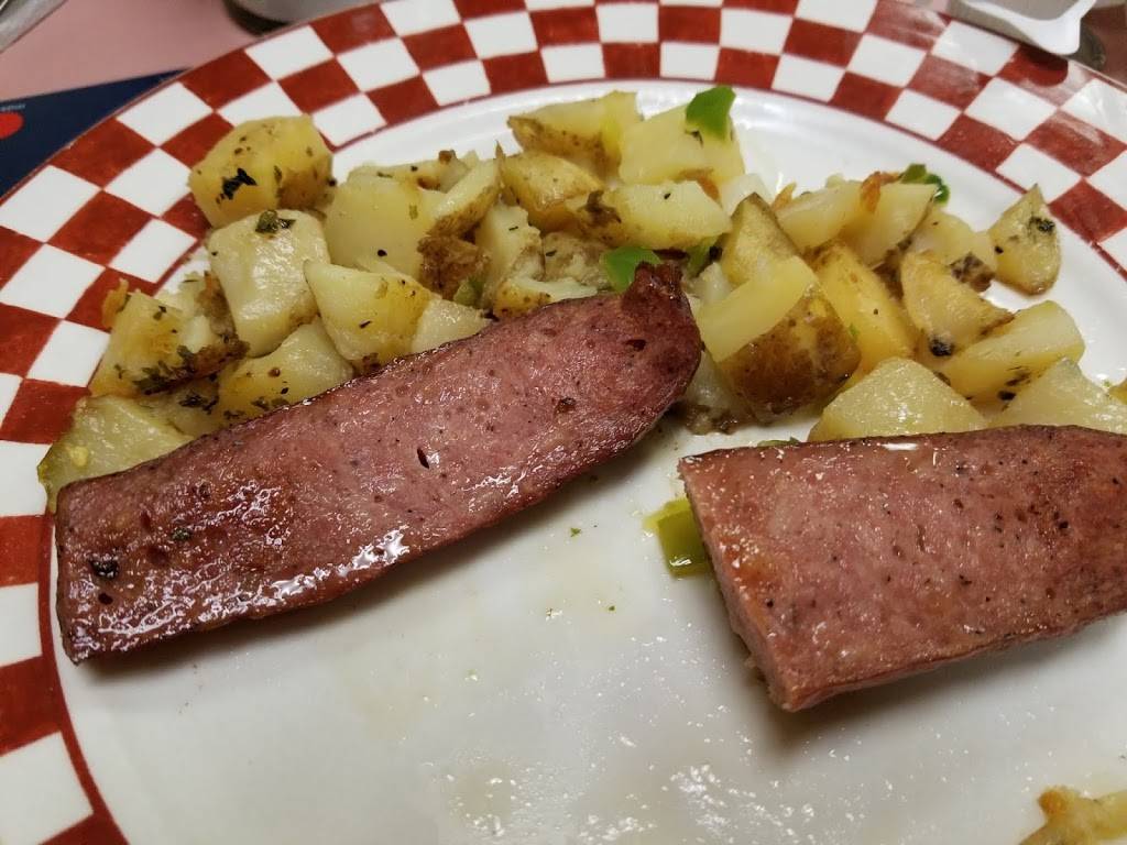 Village Coffee Shop | restaurant | 416 W Lodi Ave, Lodi, CA 95240, USA | 2093681929 OR +1 209-368-1929