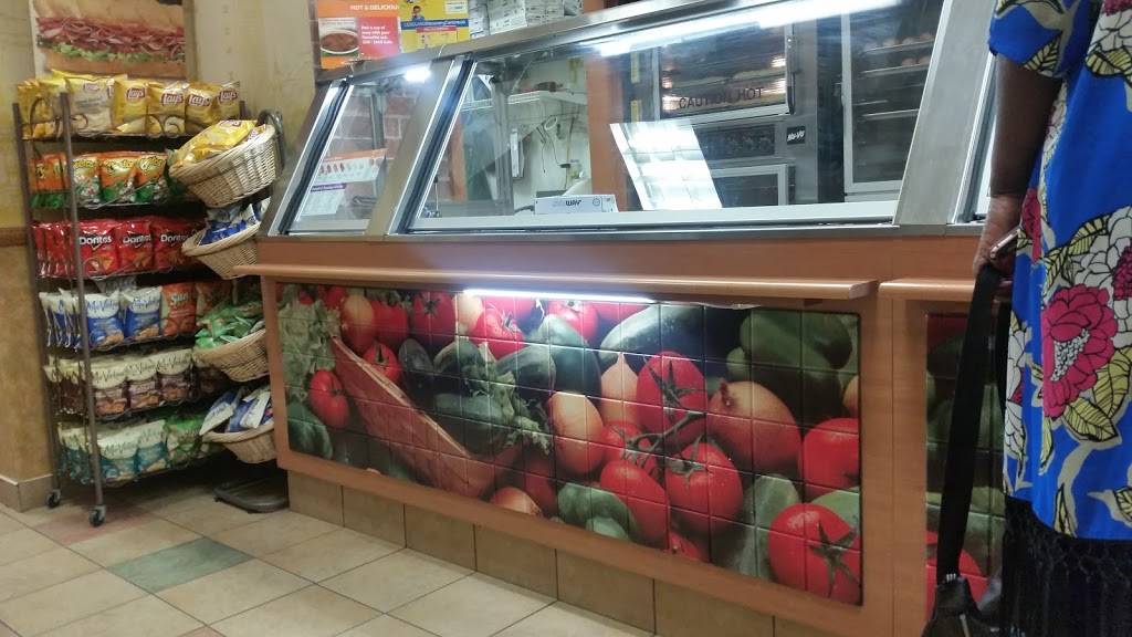 Subway | restaurant | 1542 Jane St Unit 1, North York, ON M9N 2R5, Canada | 6474354217 OR +1 647-435-4217