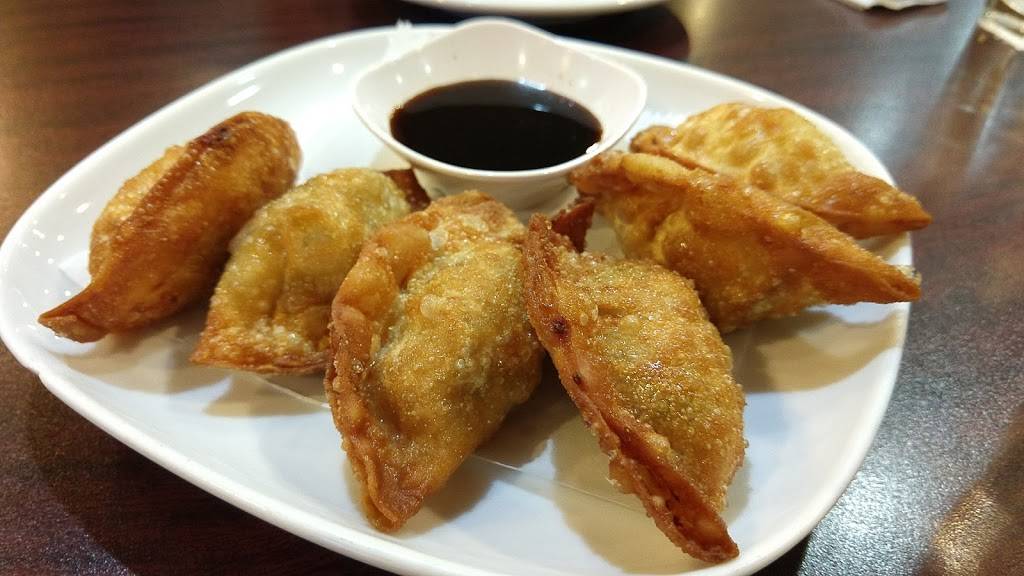 Lovely Thai Restaurant | restaurant | 7960, 1144 E Washington St, Grayslake, IL 60030, USA | 8472316442 OR +1 847-231-6442