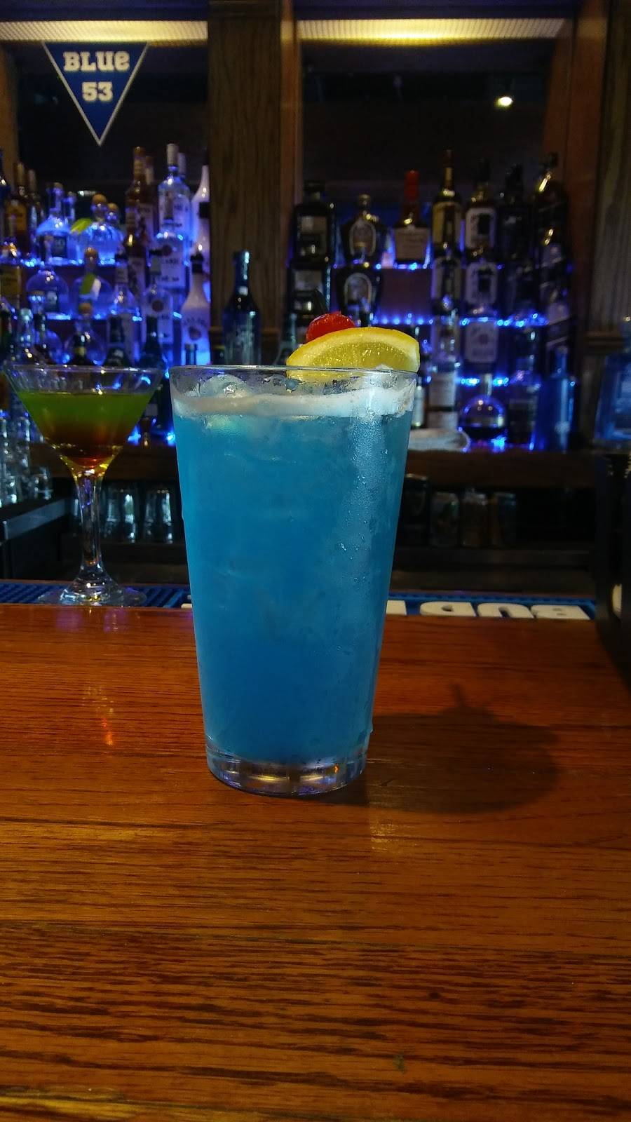 Blue 53 Sports Bar & Grille | restaurant | 265 Turkeysag Trail, Palmyra, VA 22963, USA | 4345895233 OR +1 434-589-5233