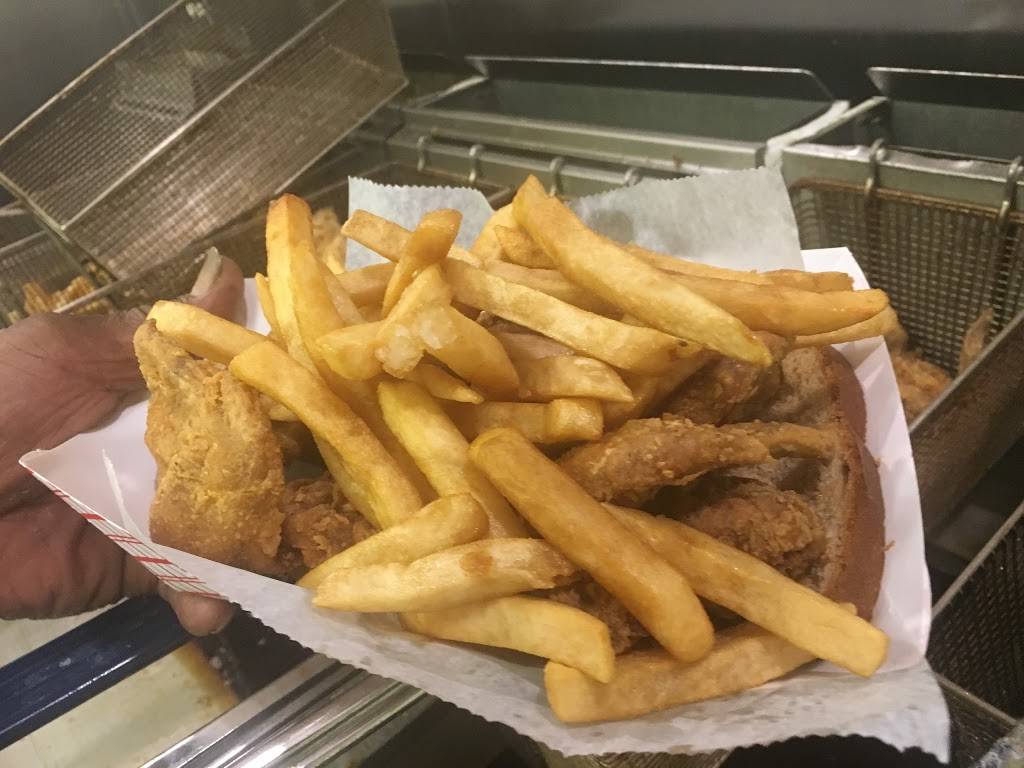 55 ST Harolds & fresh lemonade | restaurant | 740 W Garfield Blvd, Chicago, IL 60609, USA | 8728187555 OR +1 872-818-7555