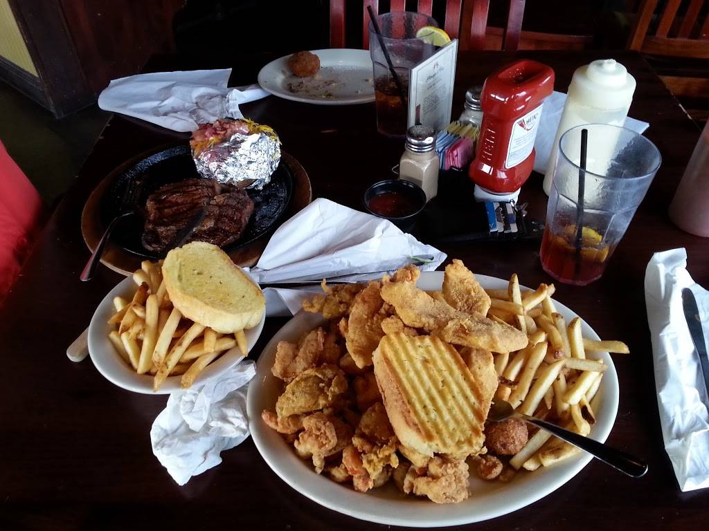 Kevins Cajun Seafood | restaurant | 12555 Home Port Dr, Maurepas, LA 70449, USA | 2256983899 OR +1 225-698-3899
