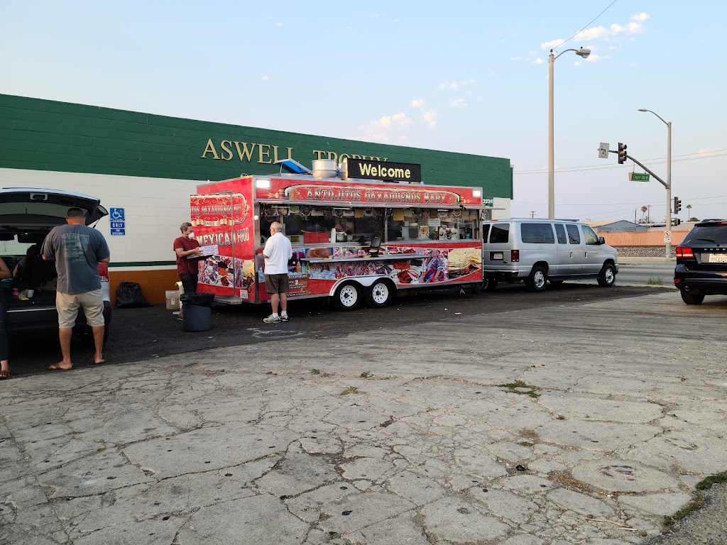 Antojitos Oaxaqueños Mary | restaurant | 235 N Oxnard Blvd, Oxnard, CA 93030, USA | 8052360768 OR +1 805-236-0768