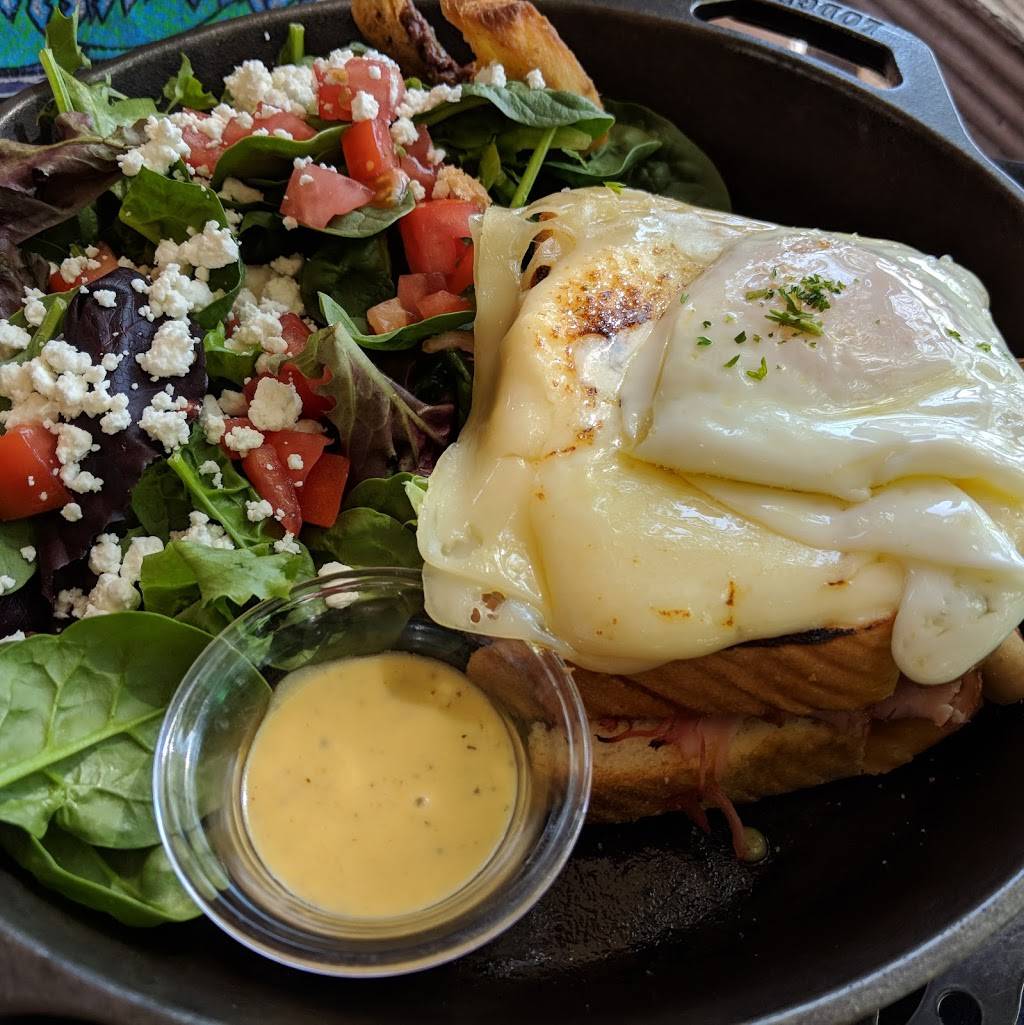 Le Bistro | restaurant | 955 Canton St, Roswell, GA 30075, USA | 7706452629 OR +1 770-645-2629