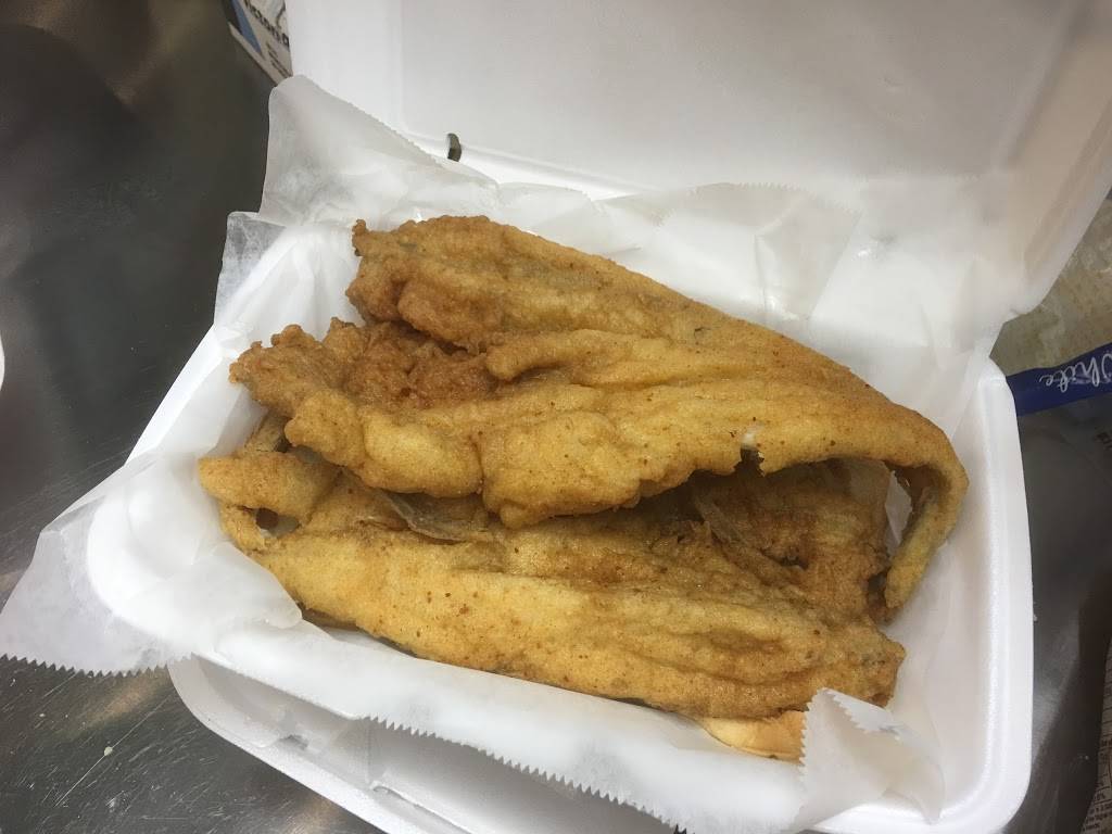 Baltimores Best Wings | restaurant | 1405 E Cold Spring Ln, Baltimore, MD 21239, USA | 4438738724 OR +1 443-873-8724