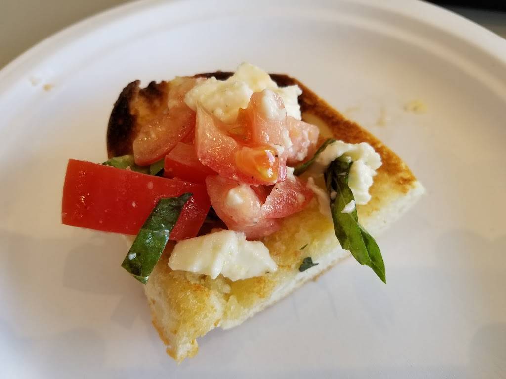 Ganellos Pizza Company | restaurant | 1431 Peterson Rd, Libertyville, IL 60048, USA | 8475493140 OR +1 847-549-3140