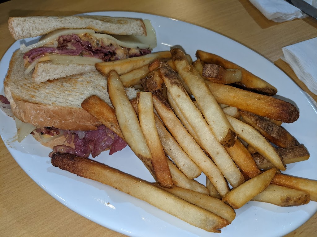 Moment Diner | restaurant | 1201 Emancipation Hwy, Fredericksburg, VA 22401, USA | 5409406285 OR +1 540-940-6285