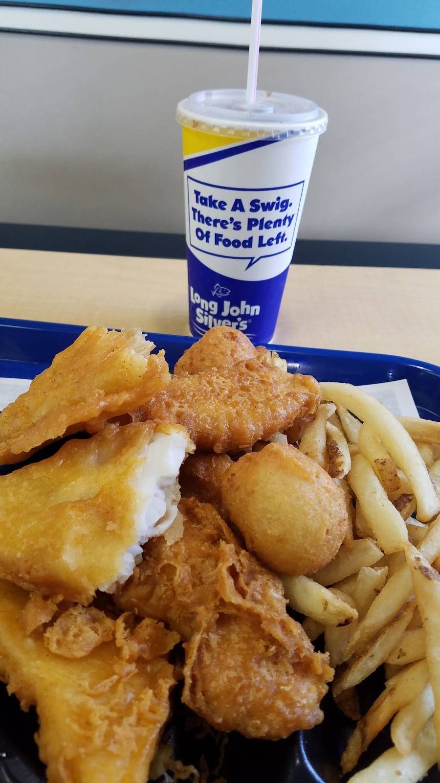 Long John Silvers | restaurant | 2799 W Oakland Park Blvd, Fort Lauderdale, FL 33311, USA | 9544866043 OR +1 954-486-6043