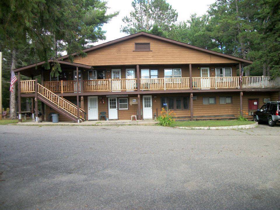 Vacationaire Resort & Clancys on Island Lake | restaurant | 26333 Icon Dr, Park Rapids, MN 56470, USA | 2187325270 OR +1 218-732-5270