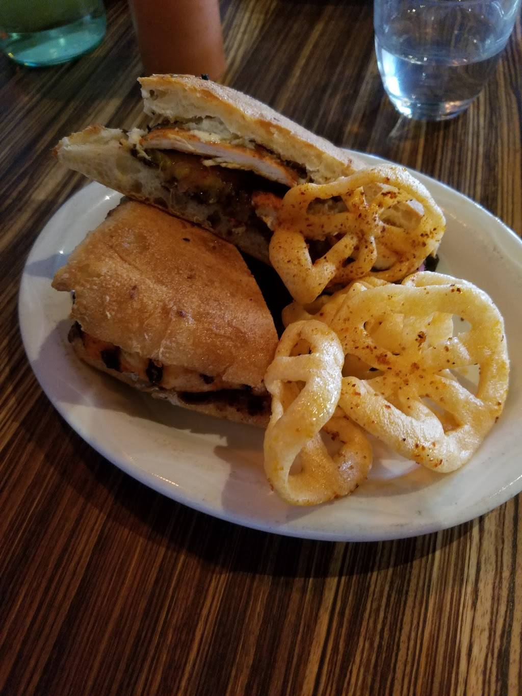 Bodega Taco Bar | restaurant | 1700 Post Rd, Fairfield, CT 06824, USA | 2032929590 OR +1 203-292-9590