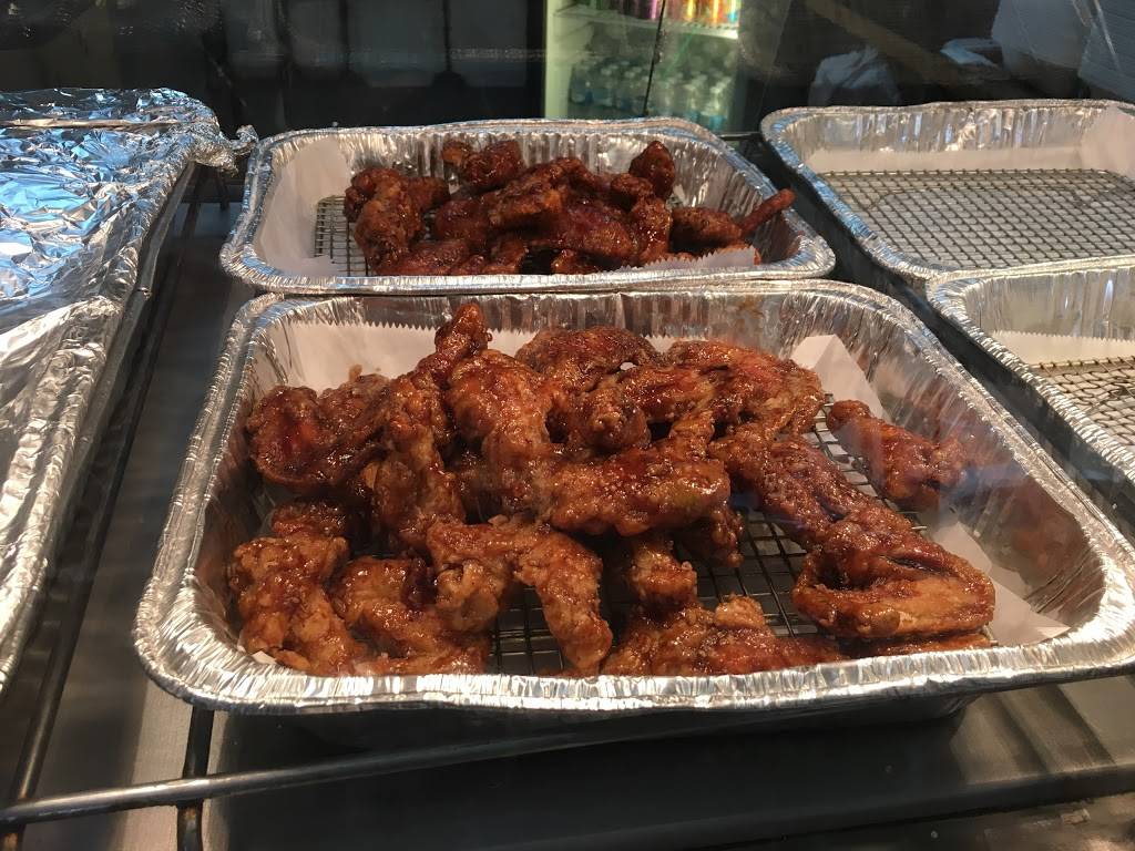 Coras Best Chicken Wings | restaurant | 168 Cesar Chavez St, St Paul, MN 55107, USA | 6512210020 OR +1 651-221-0020