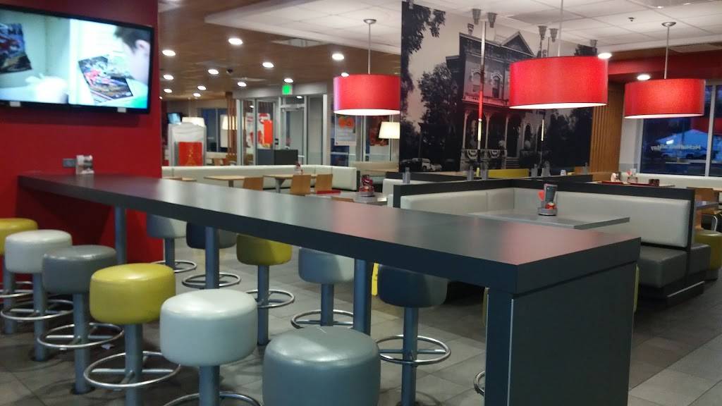 McDonalds | cafe | 595 S St SE, Warren, OH 44483, USA | 3303929600 OR +1 330-392-9600