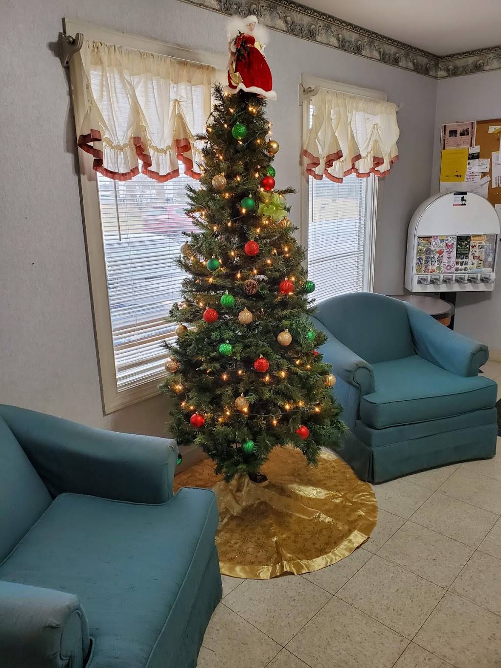 Sheldons Motel & Restaurant | restaurant | 1450 Four Locust Hwy, Keysville, VA 23947, USA | 4347368434 OR +1 434-736-8434