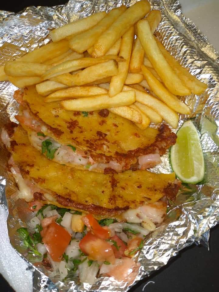 El Taco Madre | restaurant | 716 Evans St, Uvalde, TX 78801, USA | 8302751217 OR +1 830-275-1217