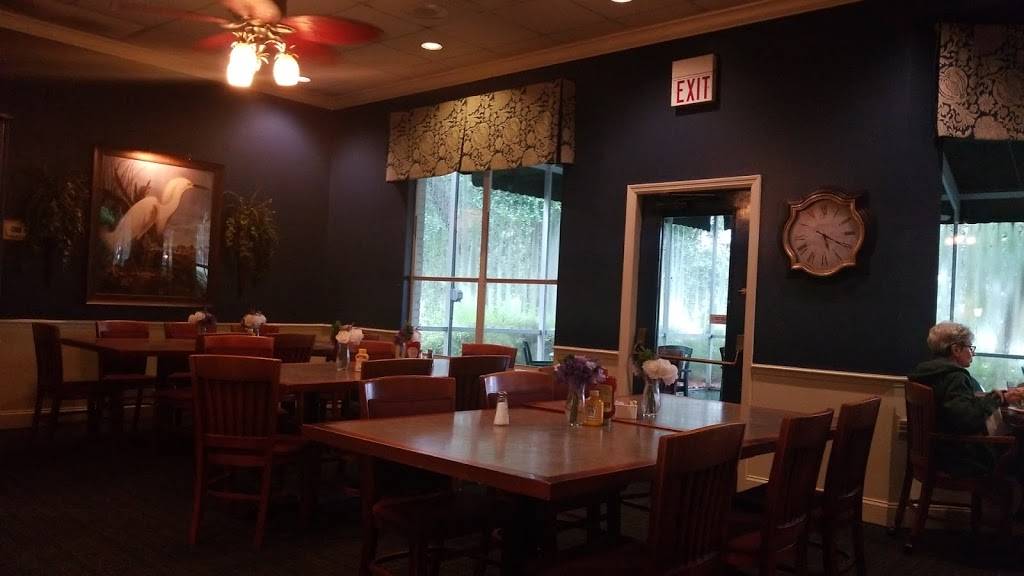 Plantation Oaks Restaurant | restaurant | 4720 Plantation Blvd, Leesburg, FL 34748, USA | 3525302680 OR +1 352-530-2680