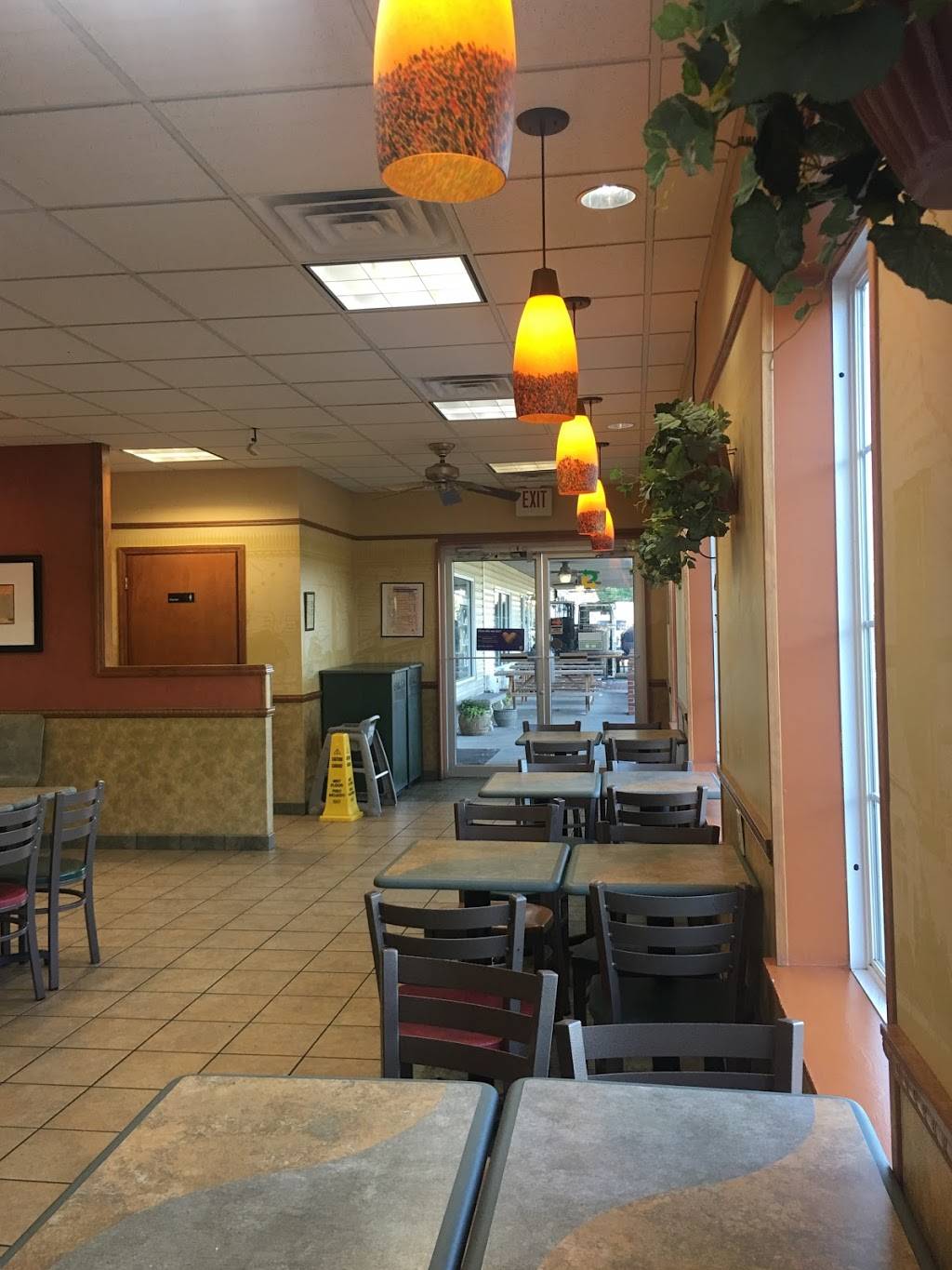 Subway | restaurant | 3619-B Cleveland Hwy, Dalton, GA 30721, USA | 7062591834 OR +1 706-259-1834