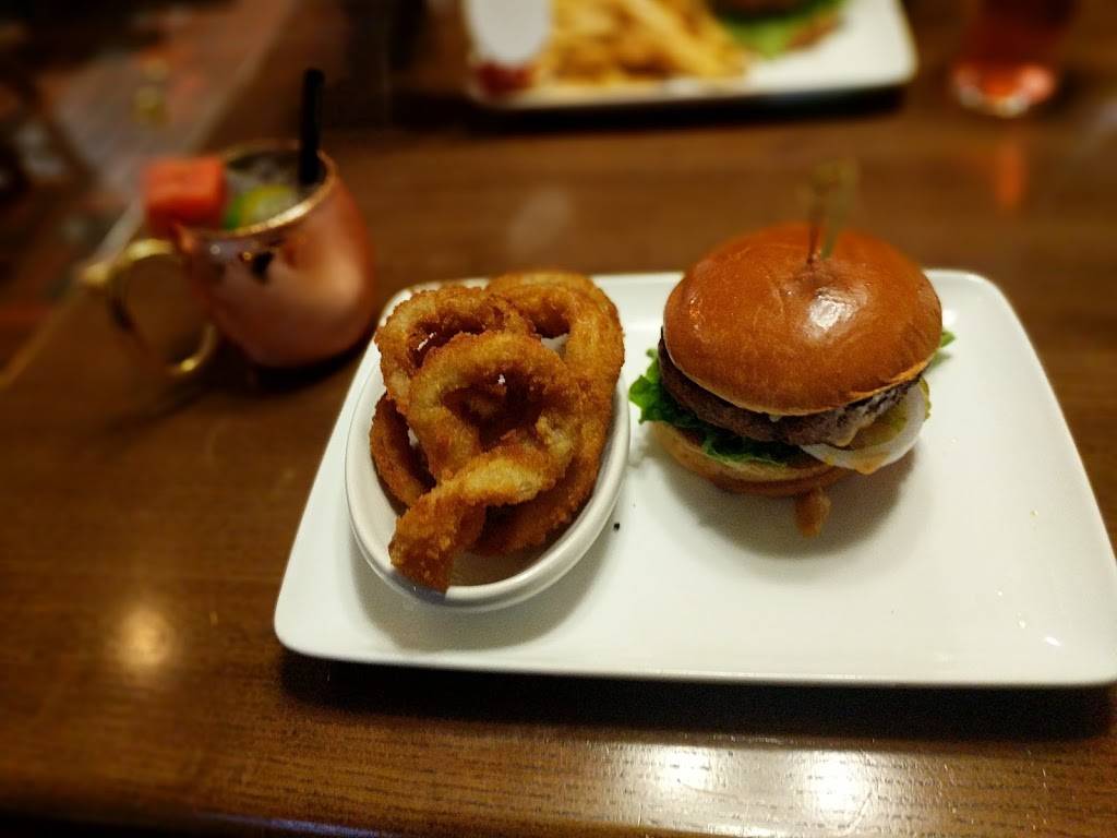 TGI Fridays | restaurant | 7814 Reynolds Rd, Mentor, OH 44060, USA | 4409532400 OR +1 440-953-2400