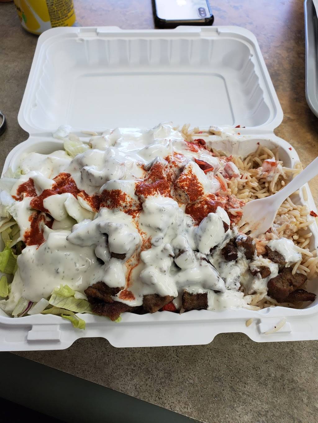 Hamza & Madina Halal Food | restaurant | 630 Portion Rd, Ronkonkoma, NY 11779, USA | 6315801222 OR +1 631-580-1222