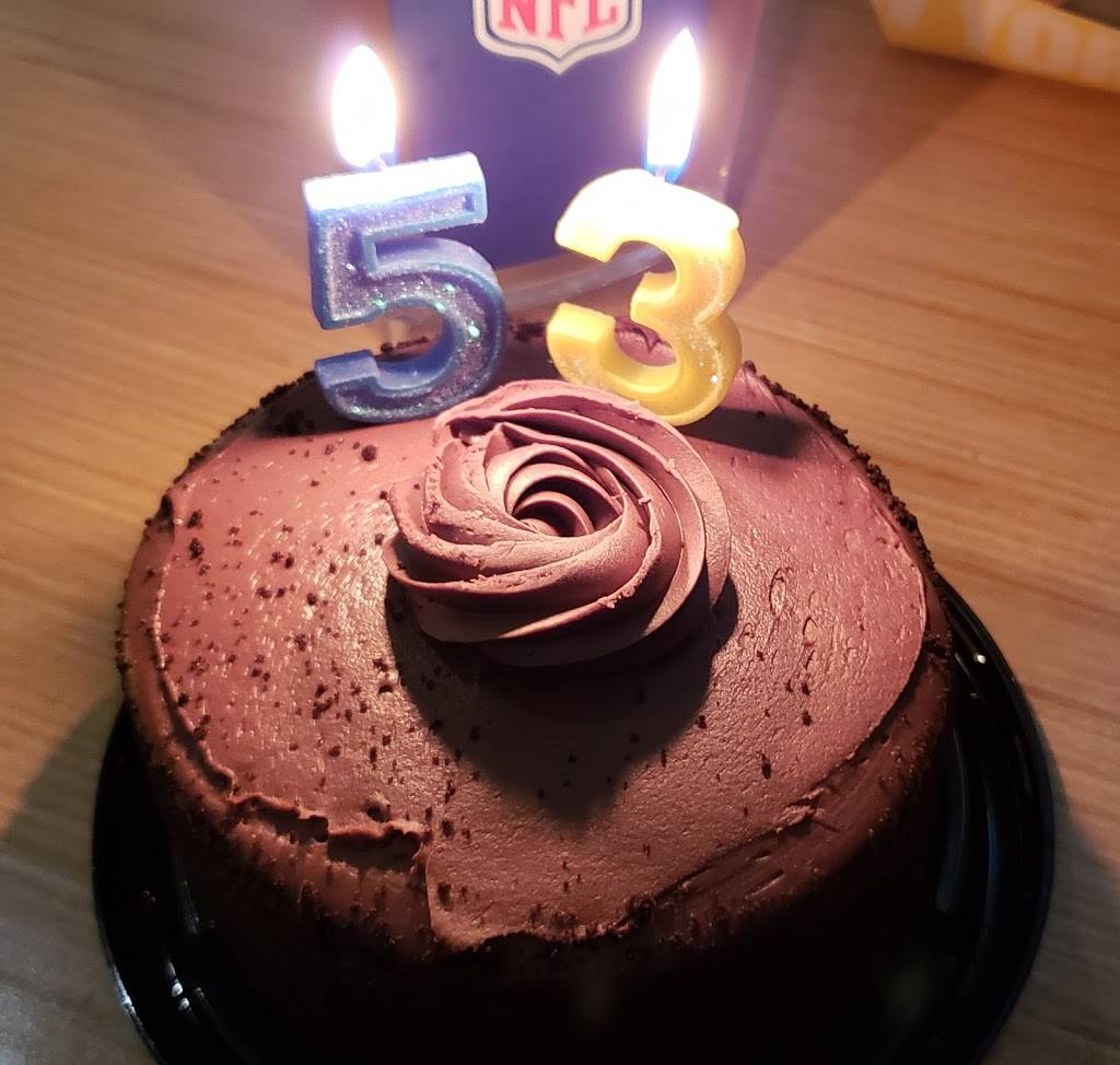 Buffalo Wild Wings | restaurant | 1071 Smaltz Way, Auburn, IN 46706, USA | 2609252003 OR +1 260-925-2003