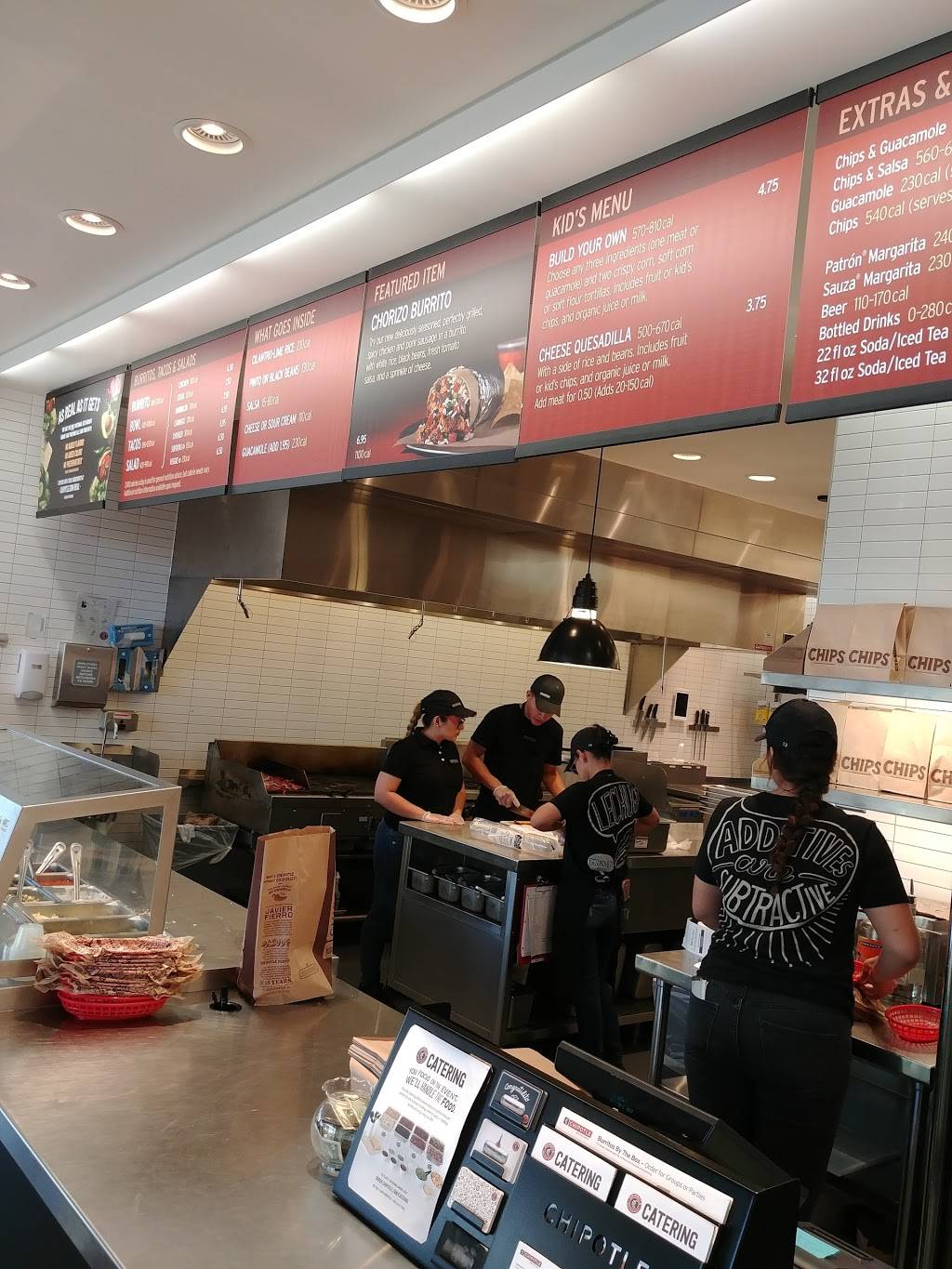 Chipotle Mexican Grill | restaurant | 10771 Gateway S Blvd Bldg M, Ste 101, El Paso, TX 79934, USA | 9158222968 OR +1 915-822-2968