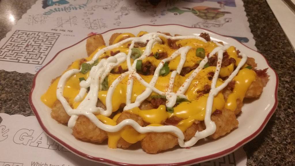 DeOs Pizzeria & Pub | restaurant | 417 E Mill St, Plymouth, WI 53073, USA | 9208928485 OR +1 920-892-8485