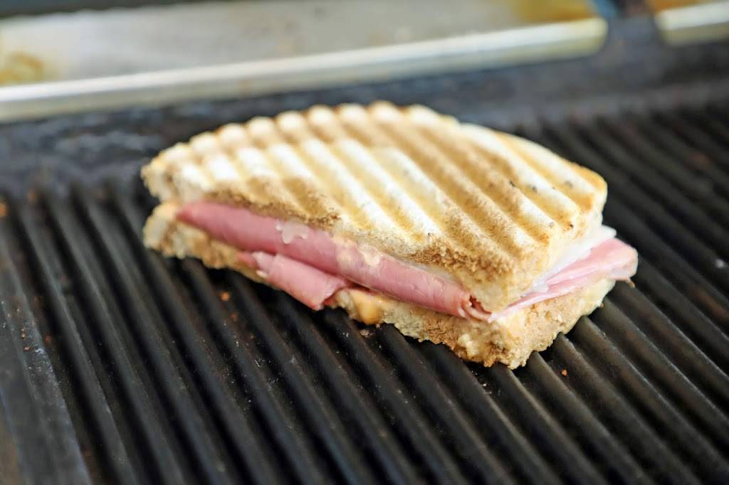 Croc Soup Company | restaurant | 16950 W Colfax Ave, Golden, CO 80401, USA | 3032162566 OR +1 303-216-2566