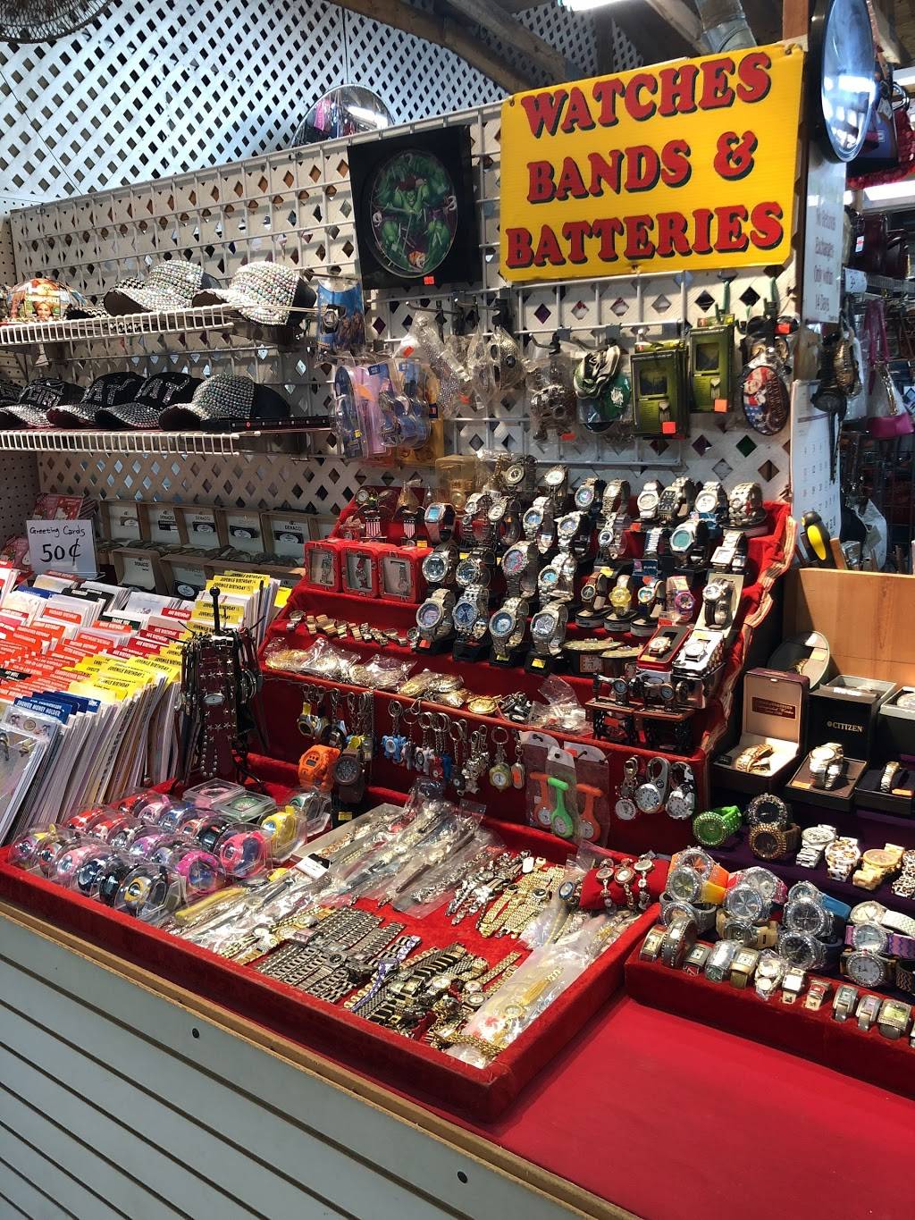 Flamingo Island Flea Market | shopping mall | 11902 Bonita Beach Rd SE, Bonita Springs, FL 34135, USA | 2399487799 OR +1 239-948-7799