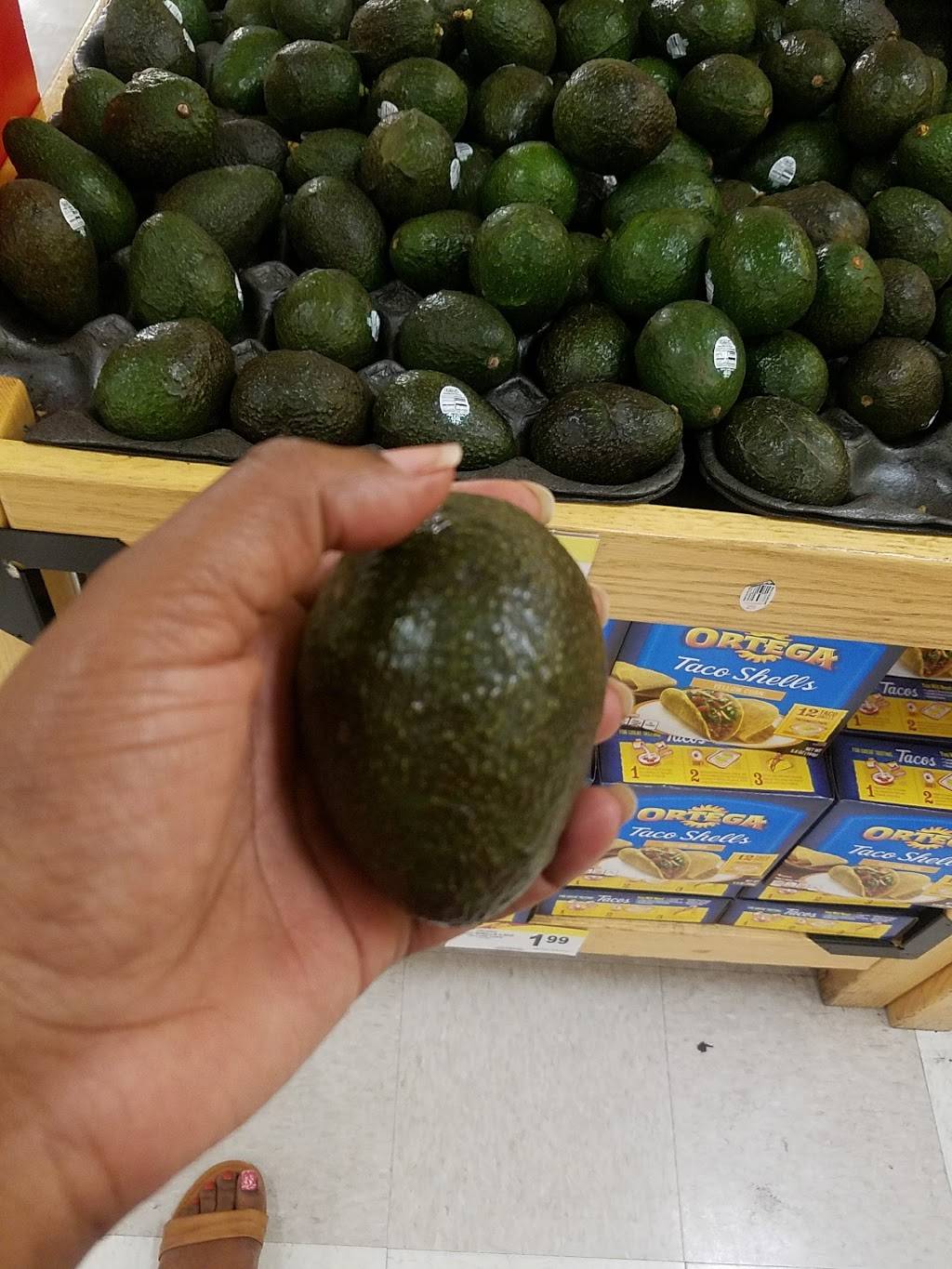 Takoma Park Shopping Center | shopping mall | 6875 New Hampshire Ave, Chillum, MD 20912, USA | 7034424300 OR +1 703-442-4300