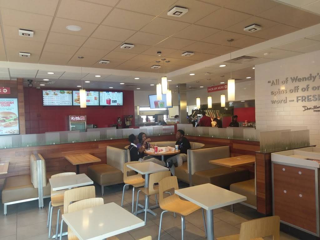 Wendys | restaurant | 2940 Fox St, Philadelphia, PA 19129, USA | 2152210450 OR +1 215-221-0450