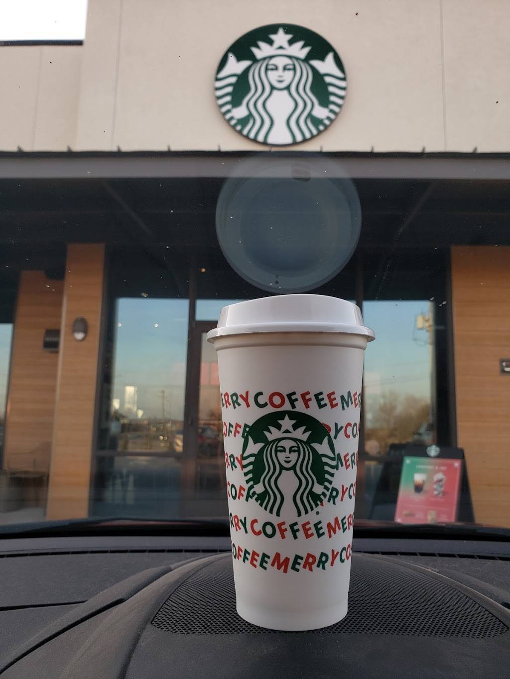 Starbucks | cafe | 3703 US Hwy 180, Mineral Wells, TX 76067, USA | 9404453987 OR +1 940-445-3987