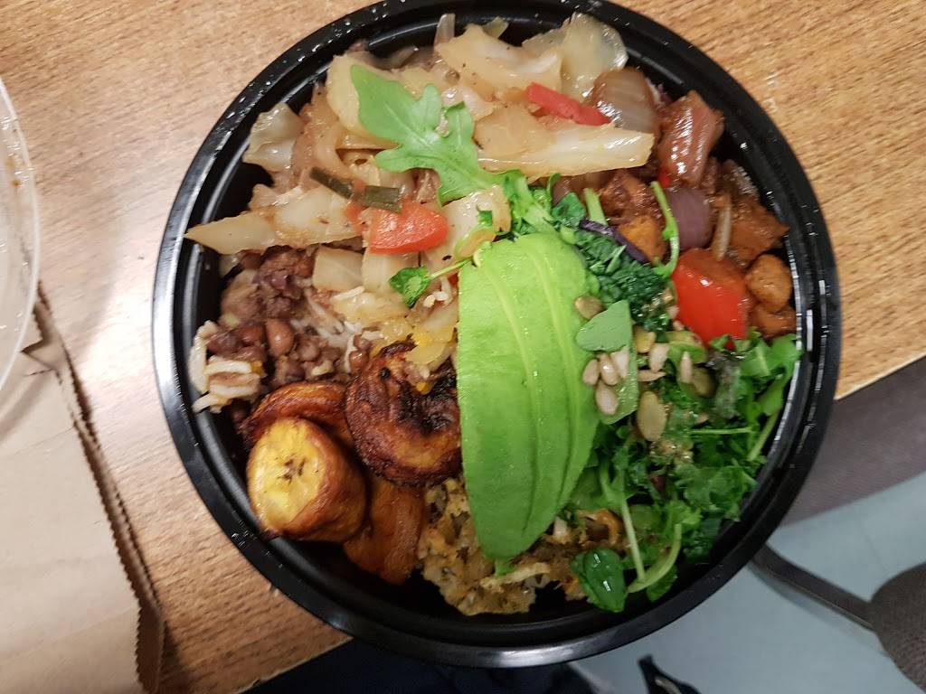 Vs Caribbean Restaurant | restaurant | 1221 Weston Rd, York, ON M6M 4P7, Canada | 4162491221 OR +1 416-249-1221