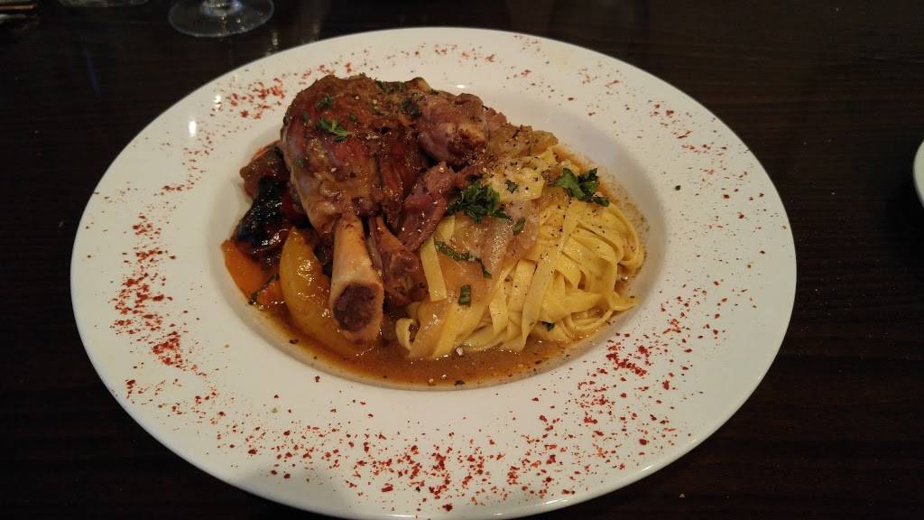 KOMA Restaurant | restaurant | 3090 Dougall Ave #403, Windsor, ON N9E 1S4, Canada | 5192535662 OR +1 519-253-5662