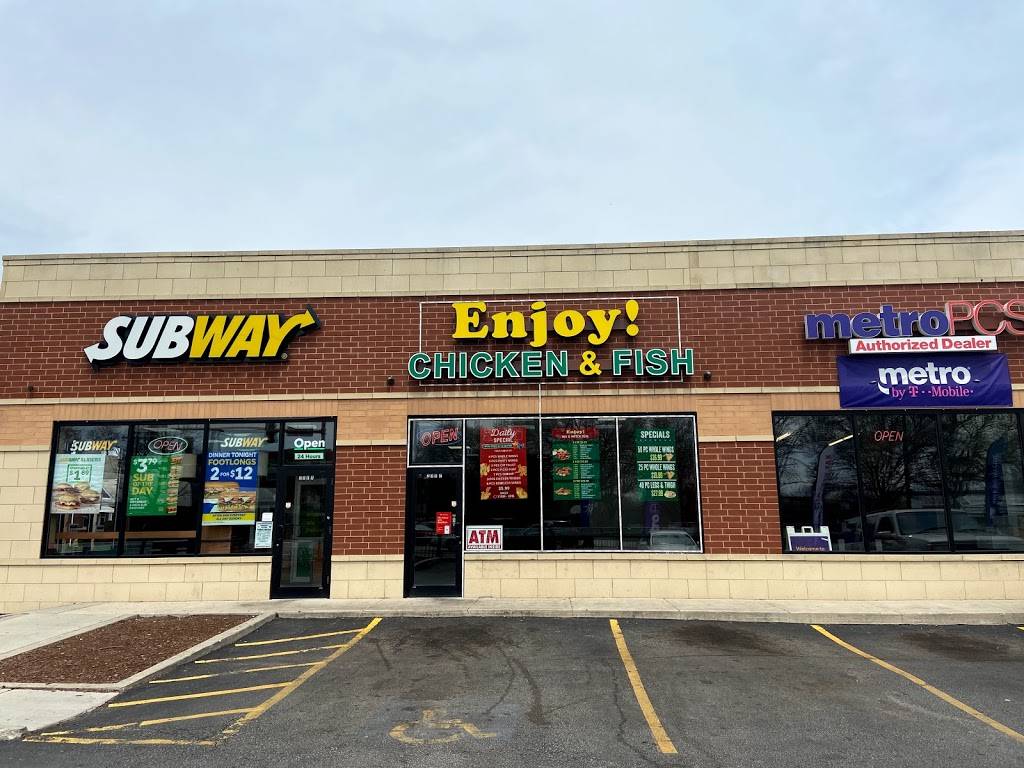 Enjoy chicken and fish | restaurant | 8655 S Jeffery Blvd floor 1st, Chicago, IL 60617, USA | 7735300788 OR +1 773-530-0788