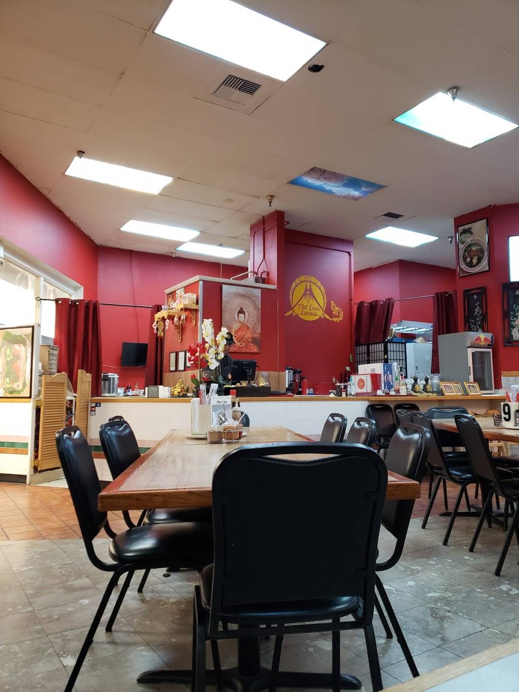 Pho Lena Express | restaurant | 3101 Penland Pkwy, Anchorage, AK 99508, USA | 9072779899 OR +1 907-277-9899