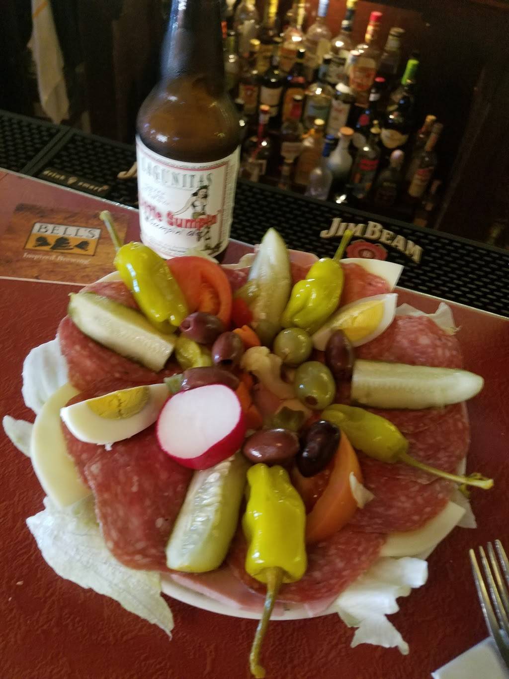 Club Lago | restaurant | 331 W Superior St, Chicago, IL 60654, USA | 3129512849 OR +1 312-951-2849