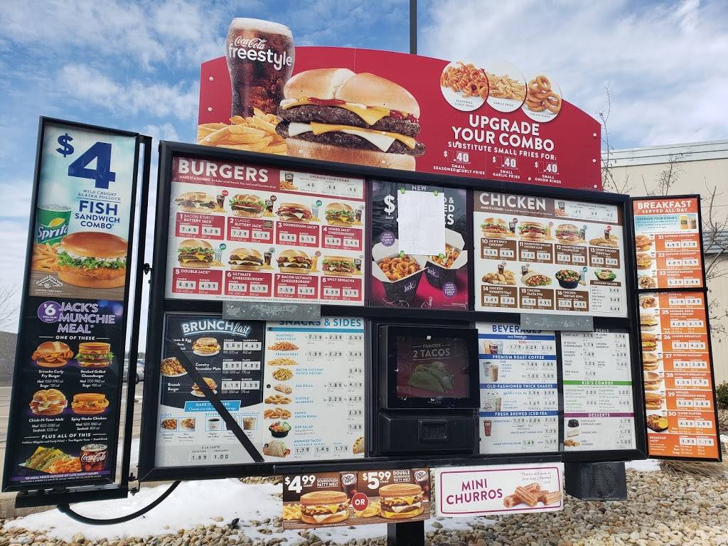 Jack in the Box | restaurant | 302 State Hwy 47, Troy, MO 63379, USA | 6365282802 OR +1 636-528-2802