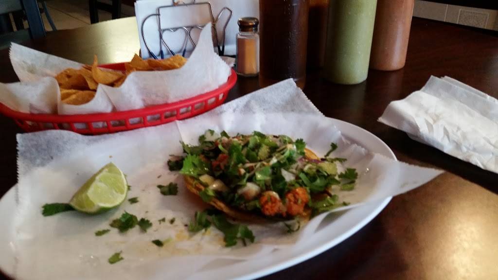 Taqueria Vargas | restaurant | 7152 N California Ave, Chicago, IL 60645, USA | 8722086878 OR +1 872-208-6878