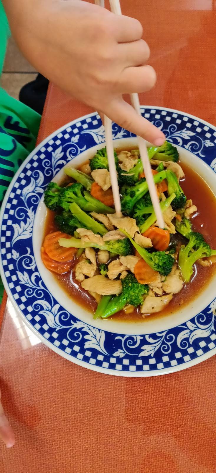 Suvi Thai & Sushi | restaurant | 250 N Homestead Blvd, Homestead, FL 33030, USA | 3052473500 OR +1 305-247-3500