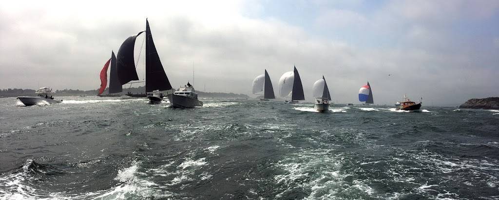 Newport Shipyard & Marina | restaurant | 1 Washington St, Newport, RI 02840, USA | 4018466000 OR +1 401-846-6000