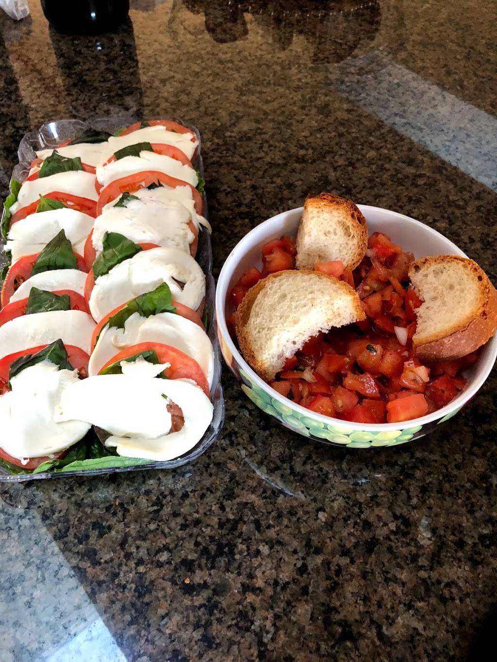 Frantonios Italian Deli & Cafe | cafe | 421 N Northwest Hwy, Barrington, IL 60010, USA | 8473822997 OR +1 847-382-2997