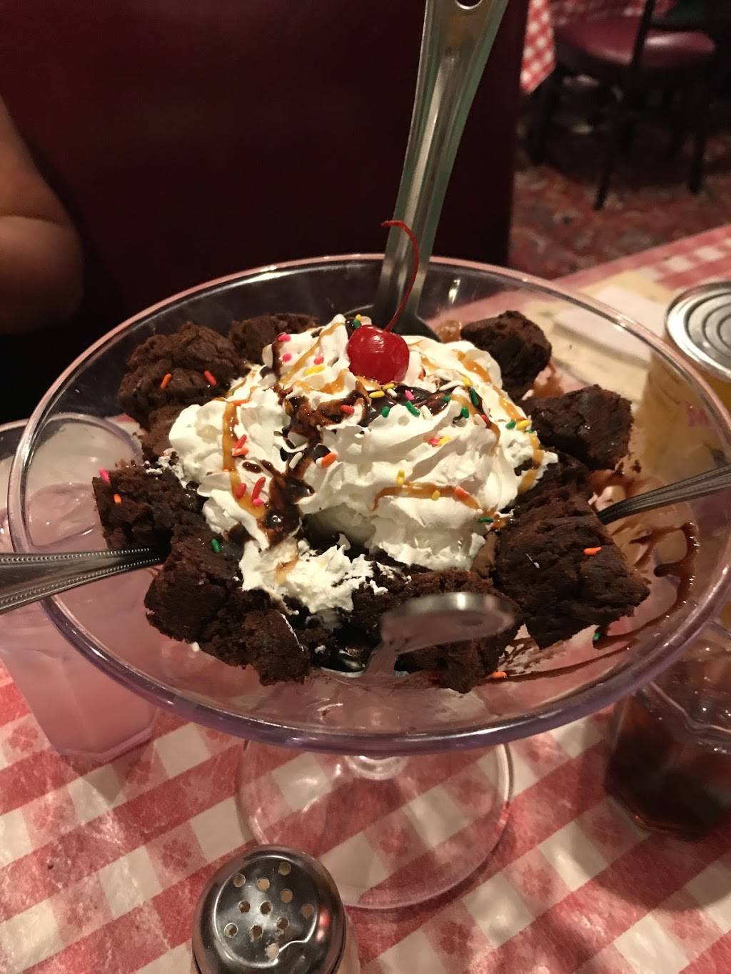 Buca di Beppo Italian Restaurant | restaurant | 16091 N Arrowhead Fountains Center Dr, Peoria, AZ 85382, USA | 6234129463 OR +1 623-412-9463