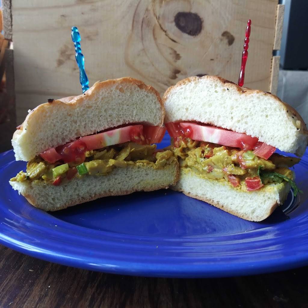 Quinoa-Connection | restaurant | 134 Hialeah Dr, Hialeah, FL 33010, USA | 3057047408 OR +1 305-704-7408