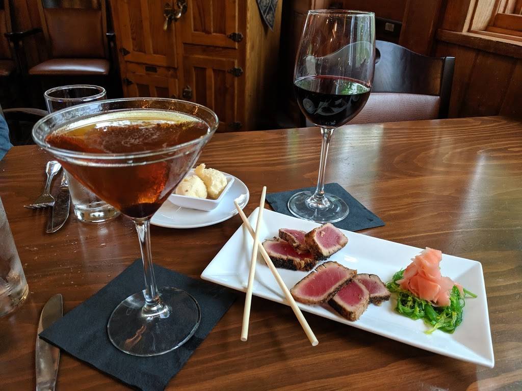 Canoe Restaurant & Tavern | restaurant | 232 Whittier Hwy, Center Harbor, NH 03226, USA | 6032534762 OR +1 603-253-4762