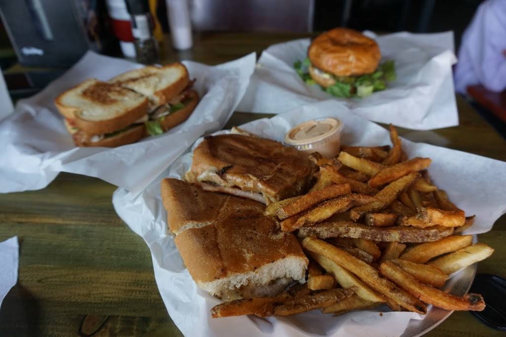 Uncle Ubers Sammich Shop | meal takeaway | 2713 Commerce St, Dallas, TX 75226, USA | 2146538237 OR +1 214-653-8237