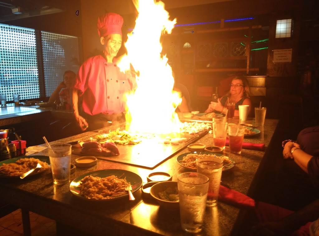 EDO Japanese Steakhouse and Sushi Bar | restaurant | 4500 66th St N, St. Petersburg, FL 33709, USA | 7275498106 OR +1 727-549-8106